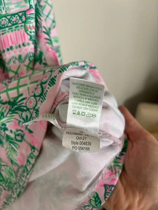 Lilly Pulitzer Skipper Popover in Mandevilla Baby Always Worth It - Picture 4 of 8
